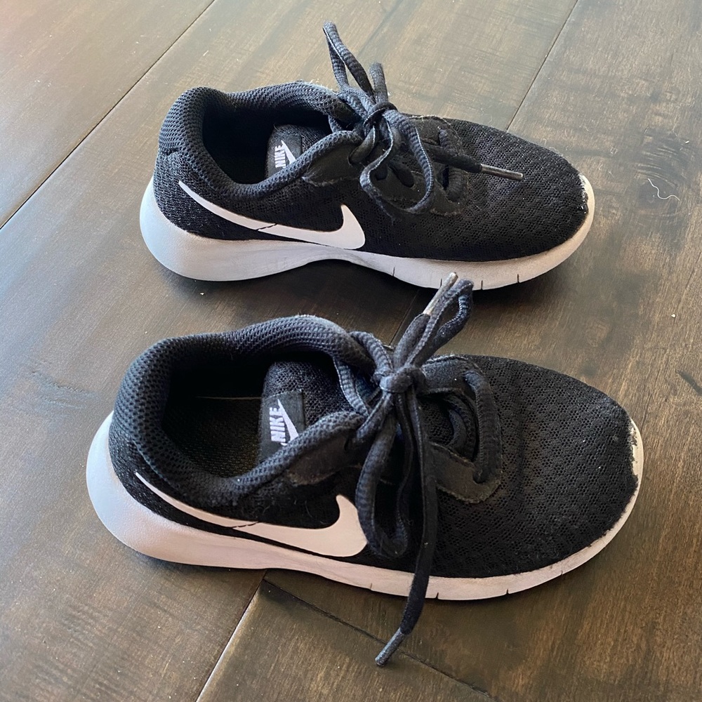 🐙4/15 Nike Tanjun for toddlers